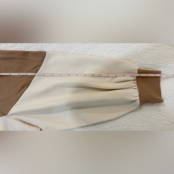 NWT SZ XL Anne Klein Two-Tone Puff-Sleeve top- Beige & Cream - Picture 6 of 9